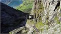 קפיצה מדהימה מההר פיורד בנורבגיה